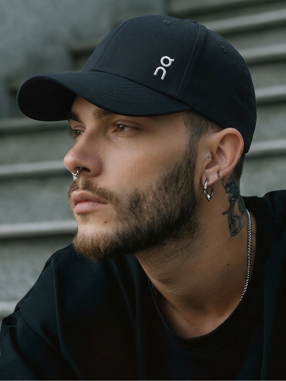 On Running Black Curved-Brim Performance Cap